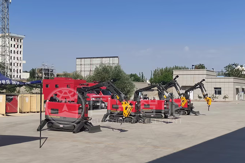 巴州某消防救援隊批量破拆機(jī)器人驗收通過